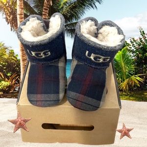 Ugg Infant Baby Boots Size 4/5 (12-18months) JESSE THRILLER Booties Fur Warm